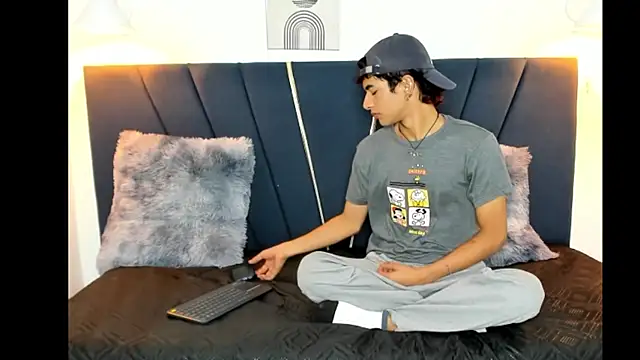 maicol cum23 online show from 09.13.25