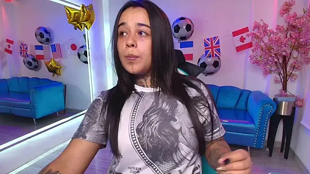 Black roseee online show from 07.15.26