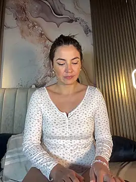 Snapshot of Dakota_Evanns chatting on 11.11.25 Dakota Evanns online show from 11.11.25