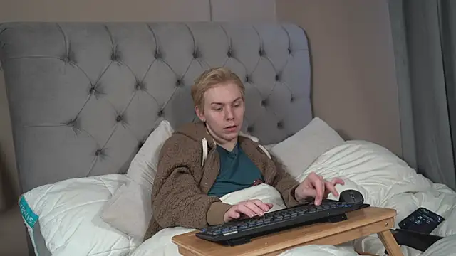 scottishtwink01 online show from 03.04.26