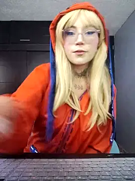 Snapshot of iriss_cardenas chatting on 09.09.25 iriss cardenas online show from 09.09.25