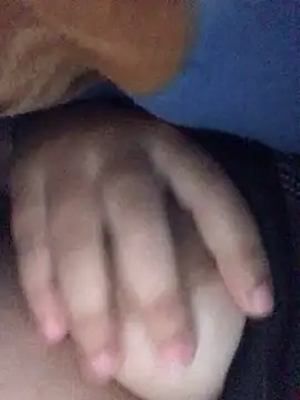 Snapshot of luzmelzinha chatting on 10.02.25 luzmelzinha online show from 10.02.25