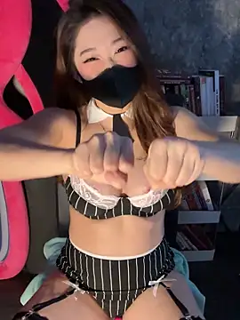 vy nguyen99 online show from 09.19.25