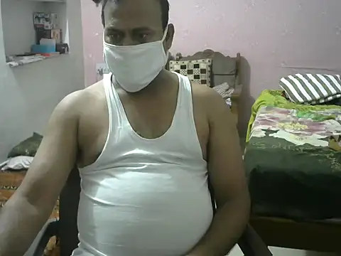 Famit025 online show from 04.08.26