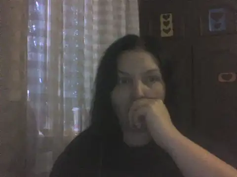 Snapshot of Breezy_88 chatting on 11.10.25 Breezy 88 online show from 11.10.25