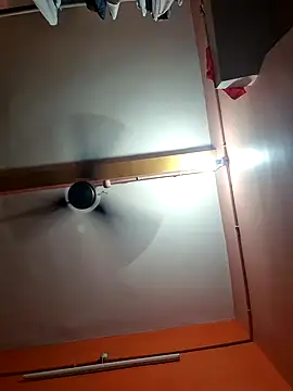 soniriyaa010101 online show from 10.25.25