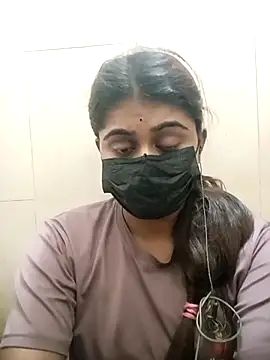 Snapshot of riya_sexy_123 chatting on 10.30.25 riya sexy 123 online show from 10.30.25