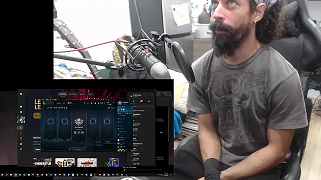 Snapshot of Stringin69 chatting on 06.18.26 Stringin69 online show from 06.18.26
