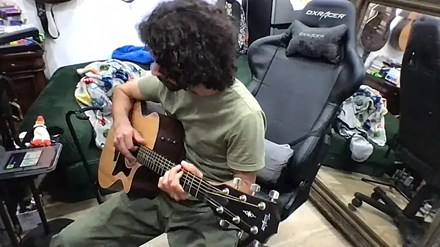 Snapshot of Stringin69 chatting on 07.23.26 Stringin69 online show from 07.23.26