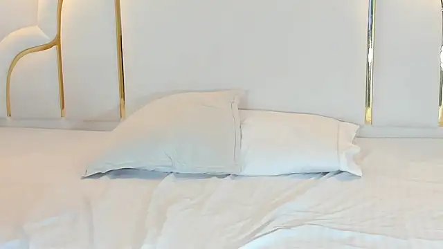 naughtyrose vc online show from 04.04.26