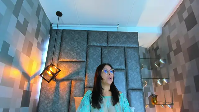 Jenni Zeller online show from 10.14.25