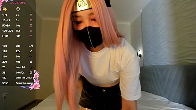 yanyaan online show from 11.21.25