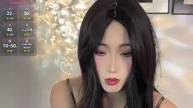 Snapshot of Boa0105 chatting on 09.14.25 Boa0105 online show from 09.14.25