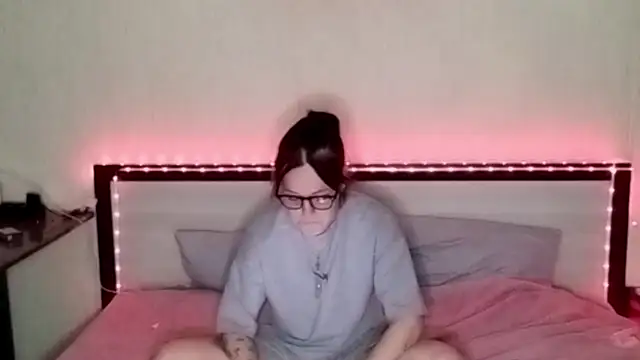KittyJenny online show from 09.19.25