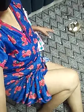 Snapshot of hottie_jenny9 chatting on 10.08.25 hottie jenny9 online show from 10.08.25