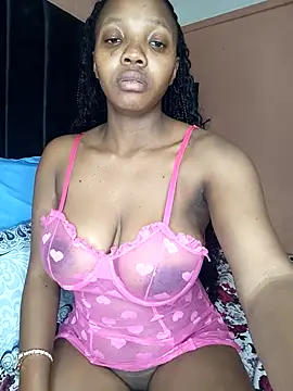 Snapshot of MilfBoobsxx chatting on 10.24.25 MilfBoobsxx online show from 10.24.25