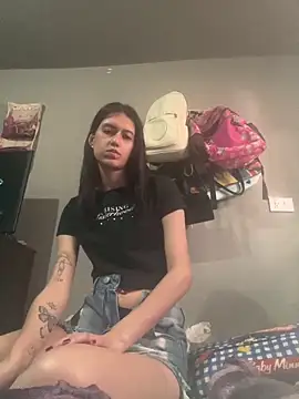 Caroline daring online show from 03.22.26