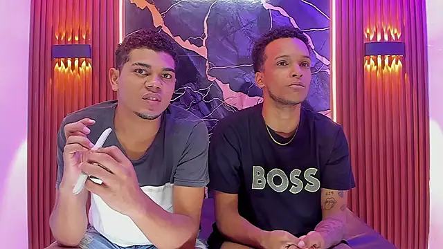 Dinasty Moon  online show from 10.22.25