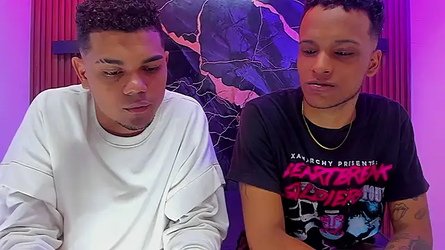 Dinasty Moon  online show from 10.23.25