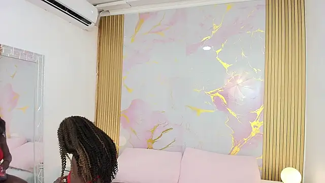 AlishaDixon online show from 10.28.25