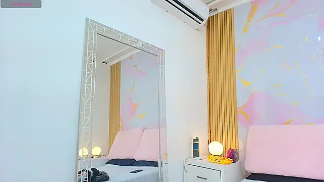 AlishaDixon online show from 11.04.25