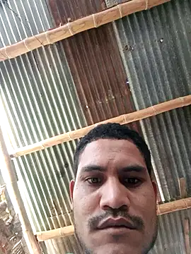 Snapshot of Eloyfranco chatting on 11.03.25 Eloyfranco online show from 11.03.25