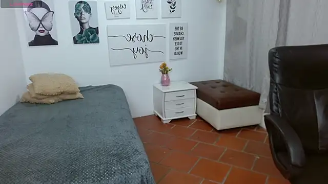 titanxero online show from 10.20.25