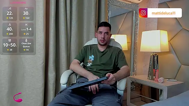 Snapshot of matti_de_lucaa chatting on 09.23.25 matti de lucaa online show from 09.23.25