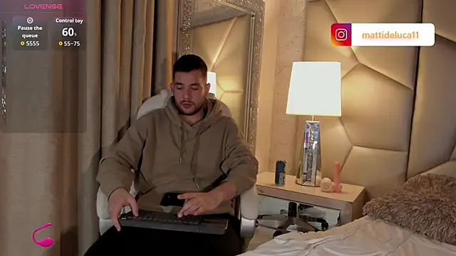 Snapshot of matti_de_lucaa chatting on 09.29.25 matti de lucaa online show from 09.29.25