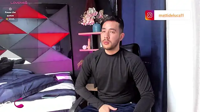 Snapshot of matti_de_lucaa chatting on 10.14.25 matti de lucaa online show from 10.14.25
