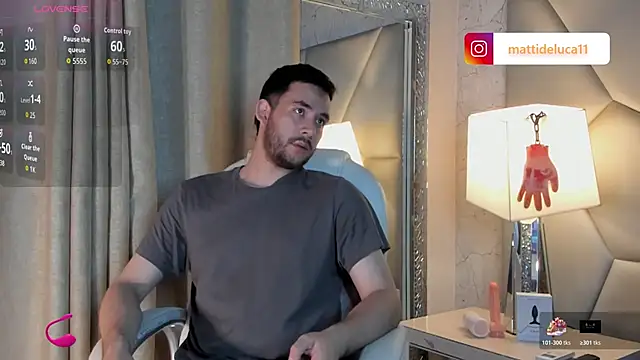 Snapshot of matti_de_lucaa chatting on 10.29.25 matti de lucaa online show from 10.29.25