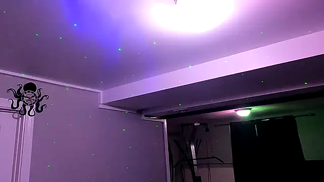 Mickelangello75 online show from 10.14.25