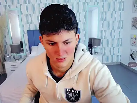 Axel savage online show from 10.27.25