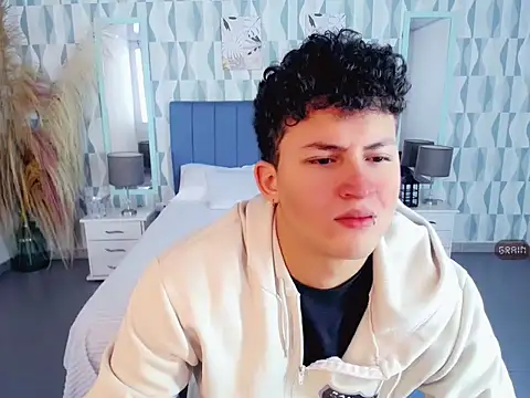 Axel savage online show from 10.29.25