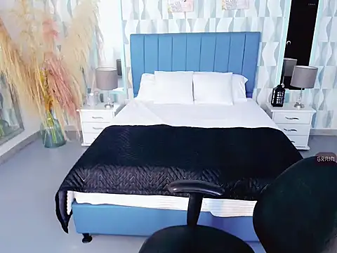 Axel savage online show from 11.04.25