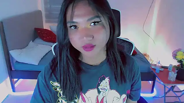 Snapshot of cassie_cakes chatting on 09.09.25 cassie cakes online show from 09.09.25