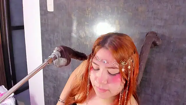 alana glasses online show from 02.18.26