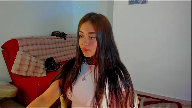 Snapshot of SofiaBermudez chatting on 12.15.25 SofiaBermudez online show from 12.15.25