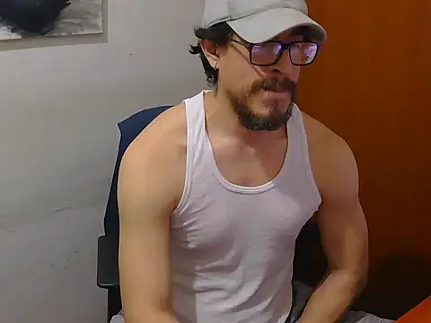 GuivernoStud online show from 09.16.25