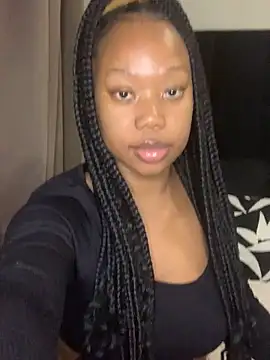 Snapshot of scrumptiousbaby chatting on 11.11.25 scrumptiousbaby online show from 11.11.25