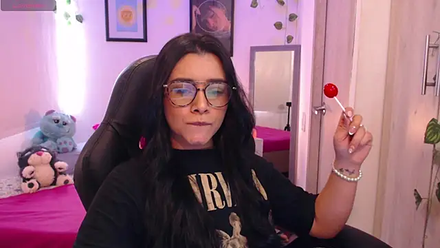 MarilynWhite  online show from 10.07.25