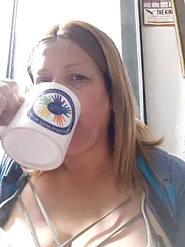 Snapshot of ROOMIINA chatting on 11.06.25 ROOMIINA online show from 11.06.25