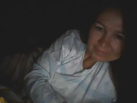Snapshot of Avelinii chatting on 05.13.26 Avelinii online show from 05.13.26