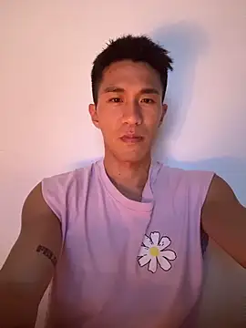 Snapshot of gooodboiii chatting on 02.14.26 gooodboiii online show from 02.14.26