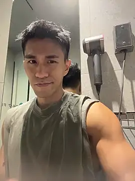 Snapshot of gooodboiii chatting on 03.05.26 gooodboiii online show from 03.05.26