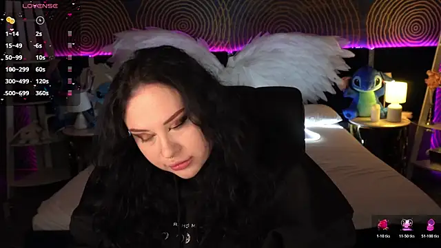 SerahMirabeli online show from 11.18.25