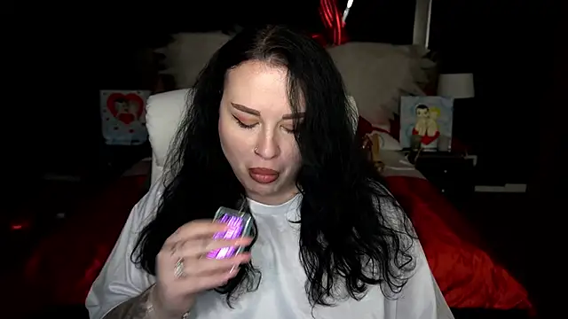 Snapshot of SerahMirabeli chatting on 02.15.26 SerahMirabeli online show from 02.15.26