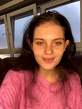 Camwithchlox online show from 10.24.25