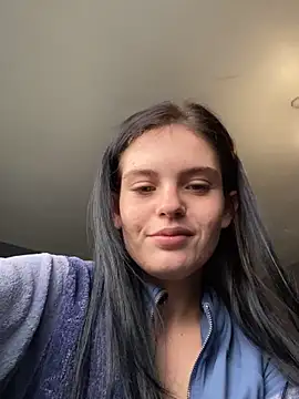 Camwithchlox online show from 10.26.25