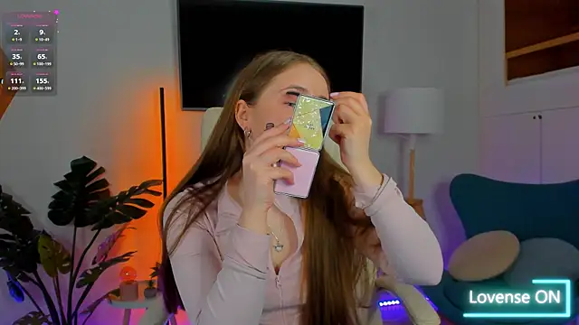 Sweet  Amily online show from 04.18.26